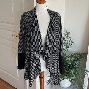 Jones New York Black and Gray Waterfall Cardigan